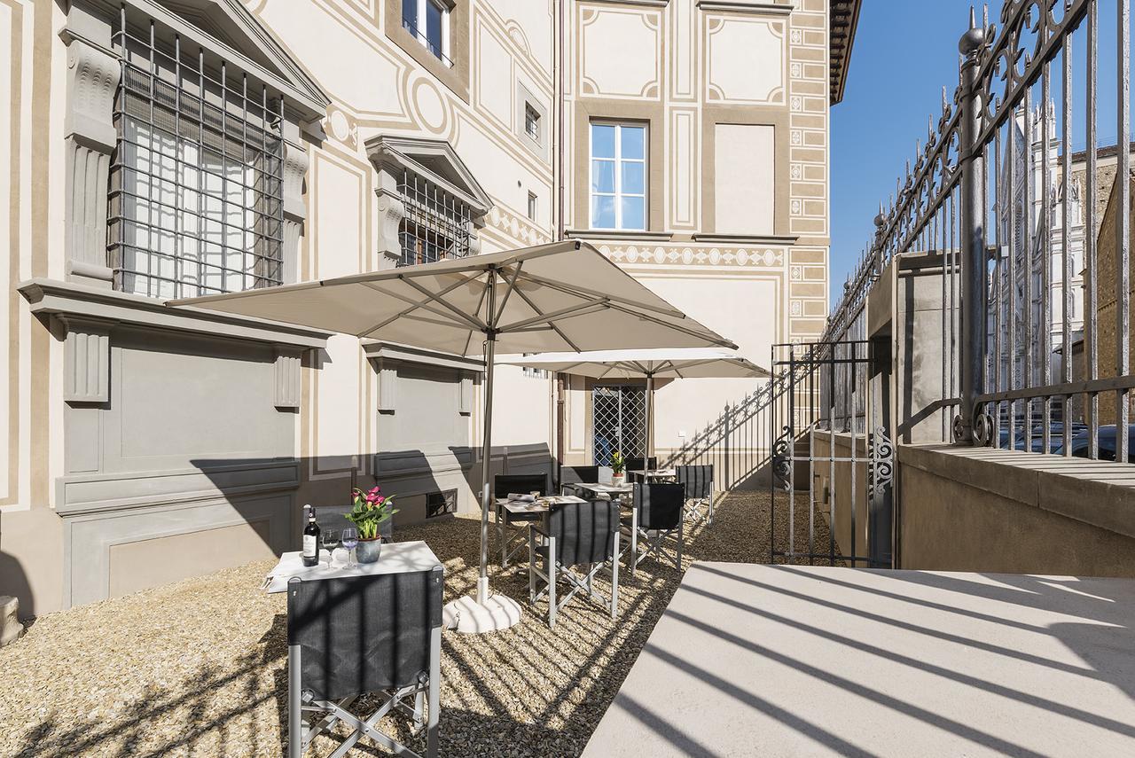 Bed and Breakfast Residenza Magliabechi Florencia Exterior foto
